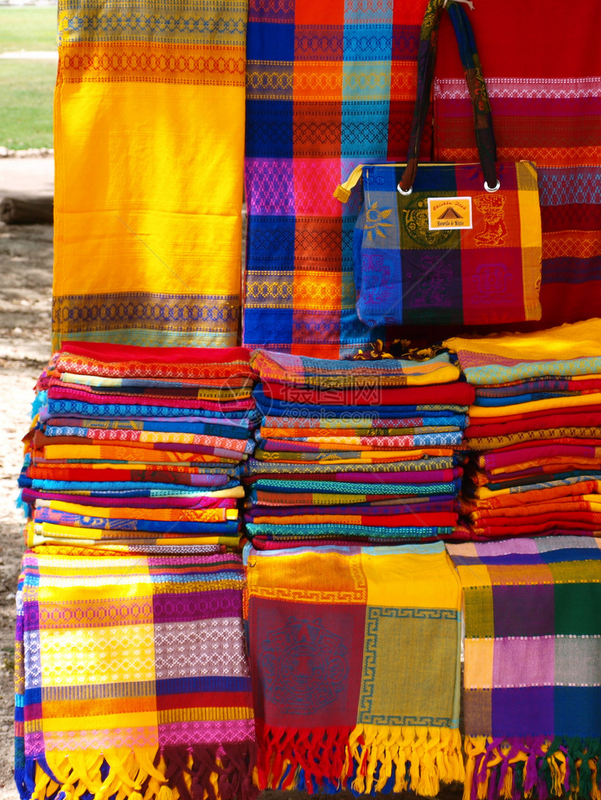 墨西哥花彩多彩的织物图片