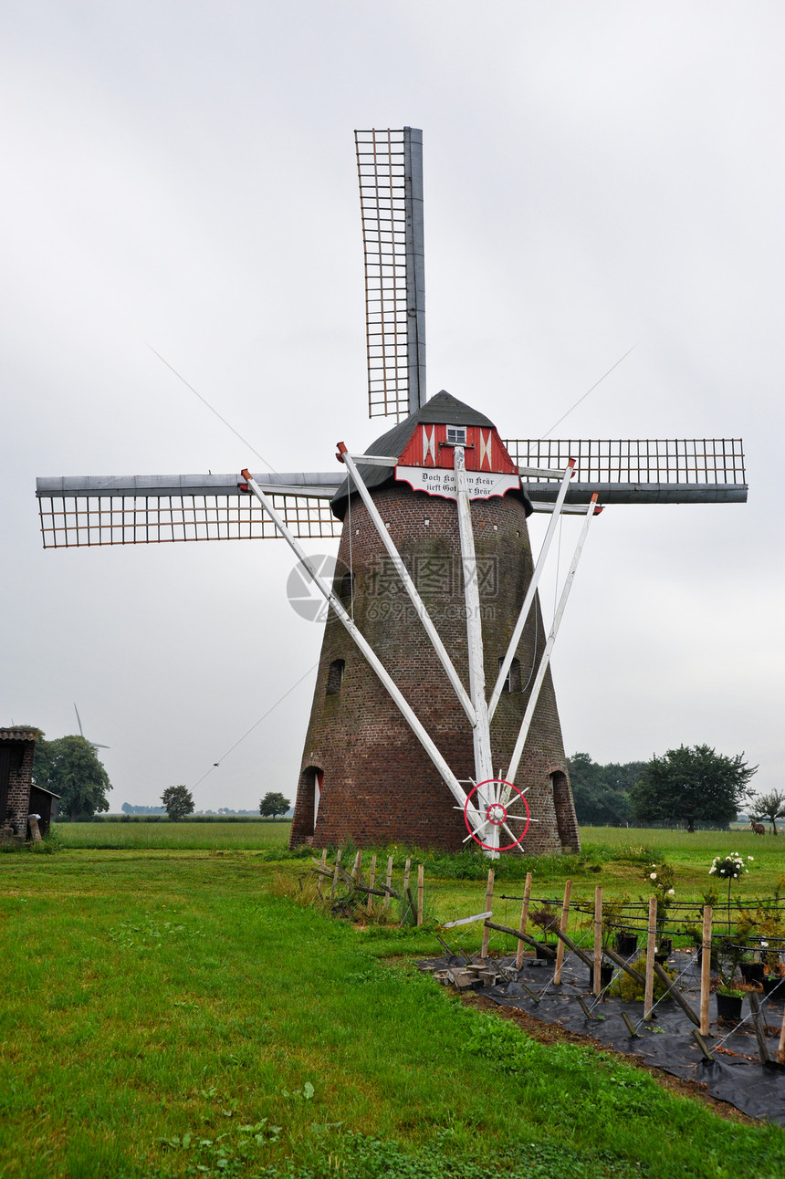 风风车天空涡轮活力旋转农场农业生产力量工业刀刃图片