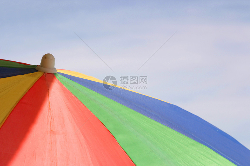 彩色阳伞框架阴影天篷红色太阳绿色蓝天假期屏幕图片