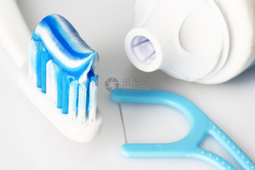 牙科护理牙刷卫生玻璃冲洗浴室衰变医疗口服漱口水打扫图片
