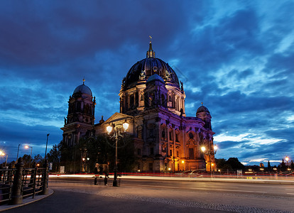 柏林多姆在柏林的夜晚宗教场景教会文化城市大教堂旅行主场历史性旅游背景图片