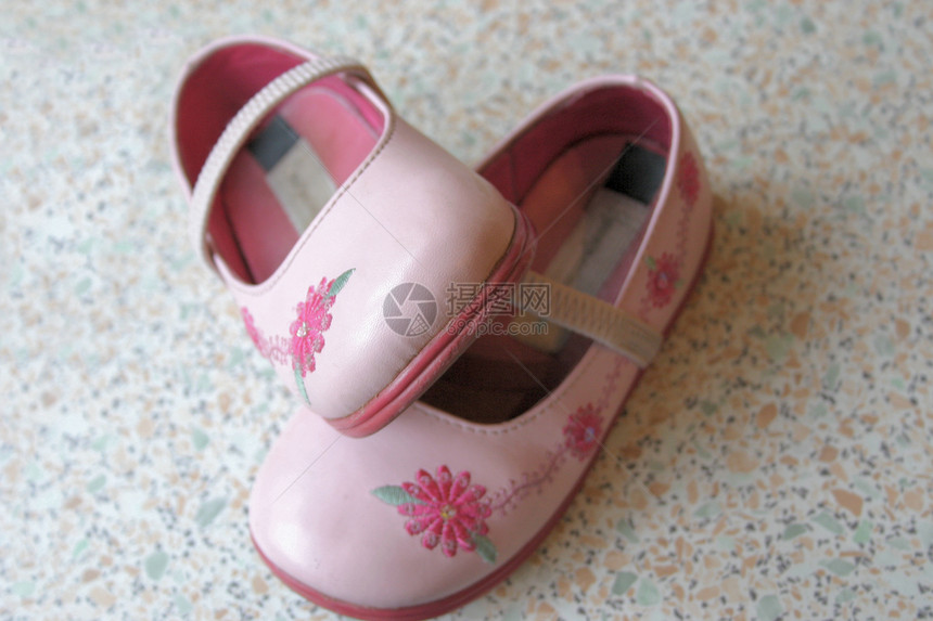 粉色鞋子女孩女孩们配饰带子婴儿凉鞋衣服孩子们配件服装图片