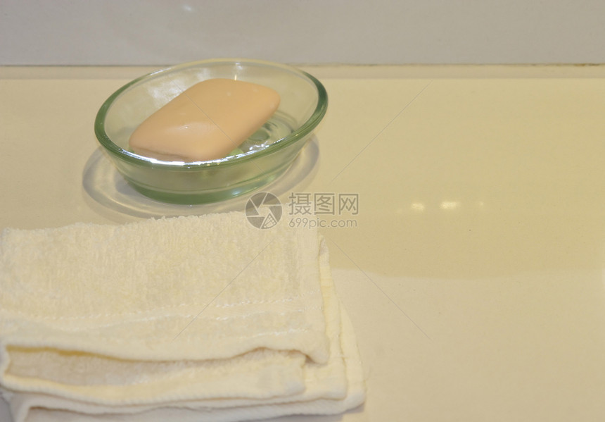 肥皂和面罩护理毛巾浴室奶油温泉产品皮肤疗法洁净奢华图片