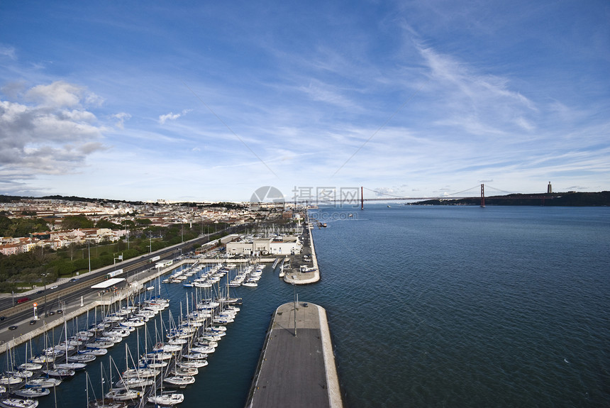 Tejo 泰州蓝色纪念碑水手船舶旅行石头建筑学海洋城市晴天图片