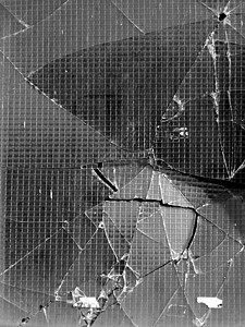 碎玻璃窗户玻璃窗格工业背景图片