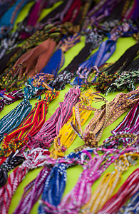 奇奇卡斯特南戈市场上的丰富多彩的产品画幅文化腰带三角形纺织品街头市场旅行摄影创造力工艺背景
