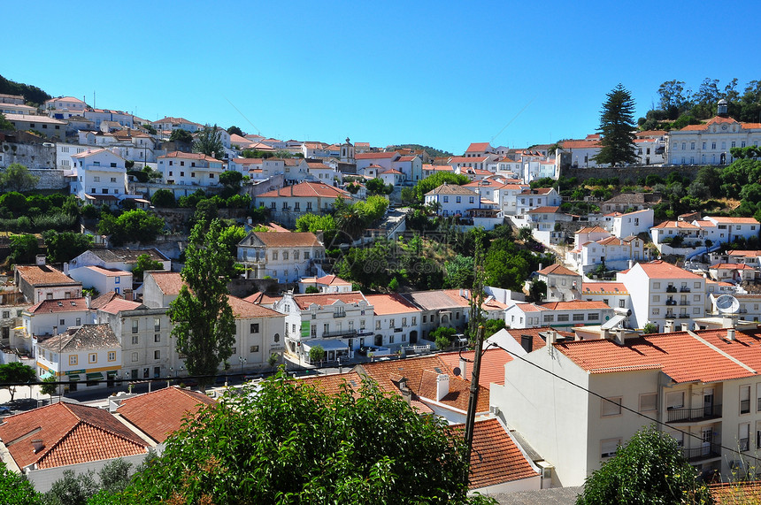 旧城 葡萄牙山坡上的村庄城市创新拖拉机古董技术建筑物想像力桥梁建筑学生活图片