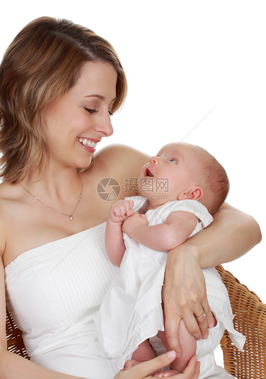抚养婴儿的母亲女士育儿女孩母性童年白色妈妈孩子生活拥抱图片