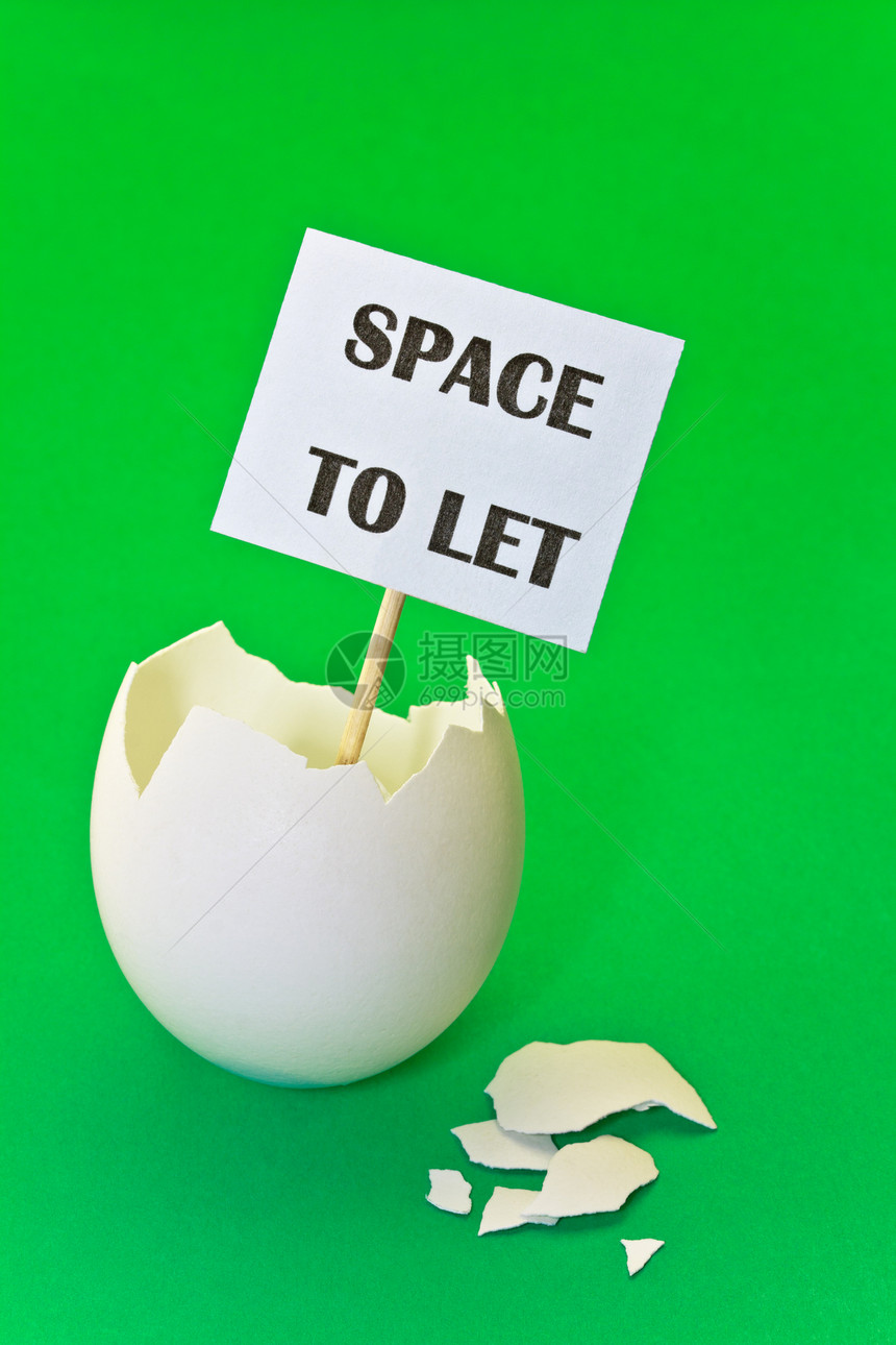 空蛋壳作为地产租金的概念办公室碰撞前提裂缝居住财产住宿图片
