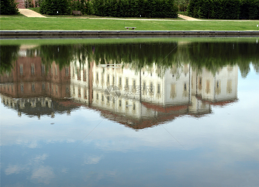 维尼利耶尔反射古董公园池塘建筑学皇家风格镜子镜像花园图片