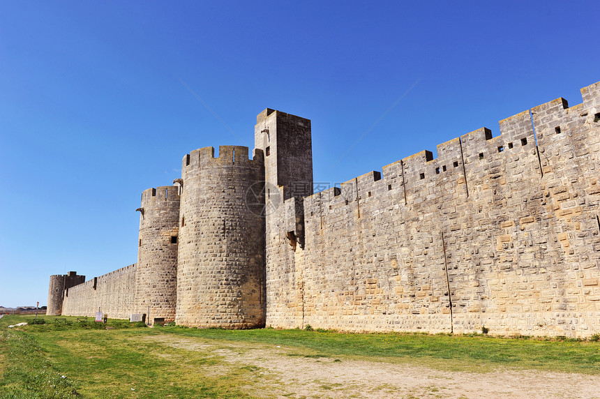 Aigues 摩多尔特旅游城市城墙目的地建筑学假期蓝色天空图片