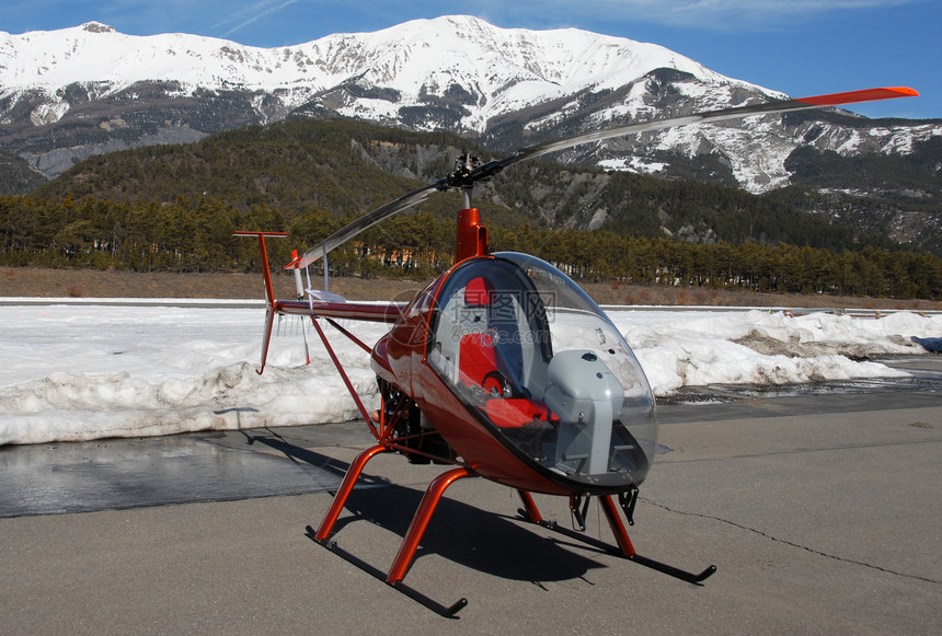 轻型轻型直升机橙子飞机场飞行器飞机运输机场图片
