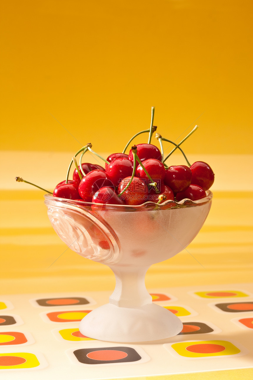 樱桃水果甜点玻璃食物黄色红色图片
