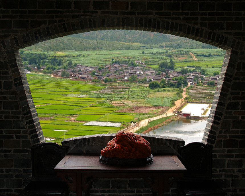 中国利江的风景公园框架风景公园农村土地游客反射传统溪流灯笼图片