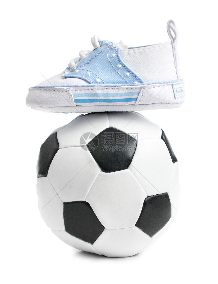 足球足球球与婴儿鞋运动员娱乐锻炼孩子白色婴儿赃物乐趣竞赛活动图片
