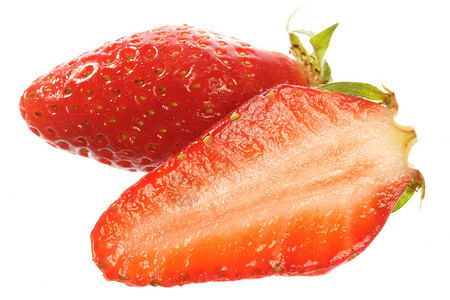 半红草莓红色水果活力白色食物饮食背景图片