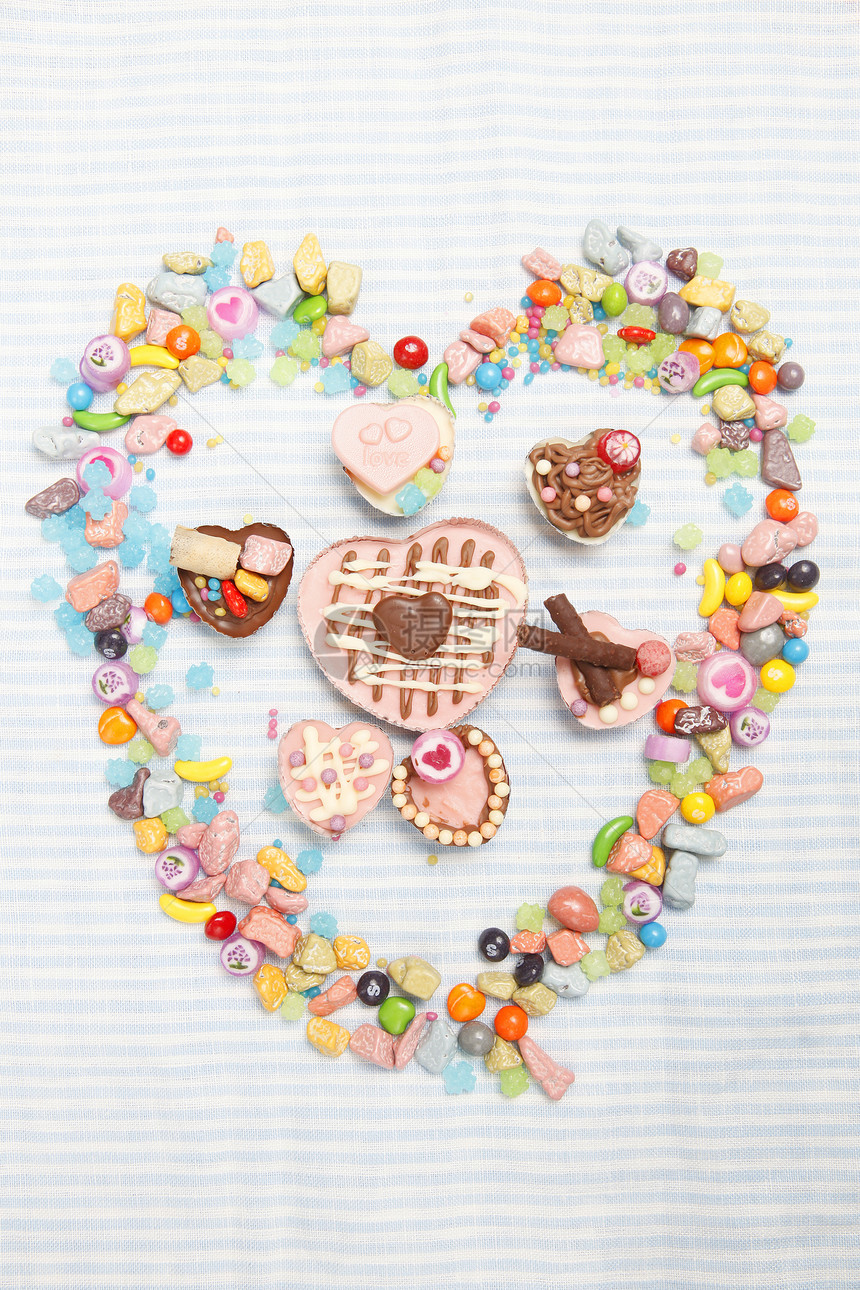 巧克力和糖果情人手工图片