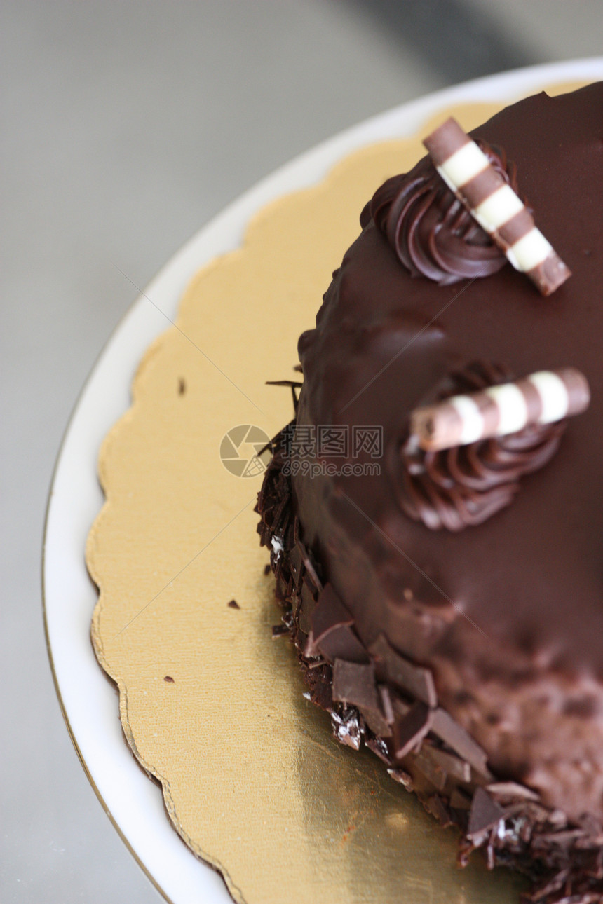 巧克力蛋糕面包拼盘糕点面团纹理白色食物甜点盘子蛋糕图片