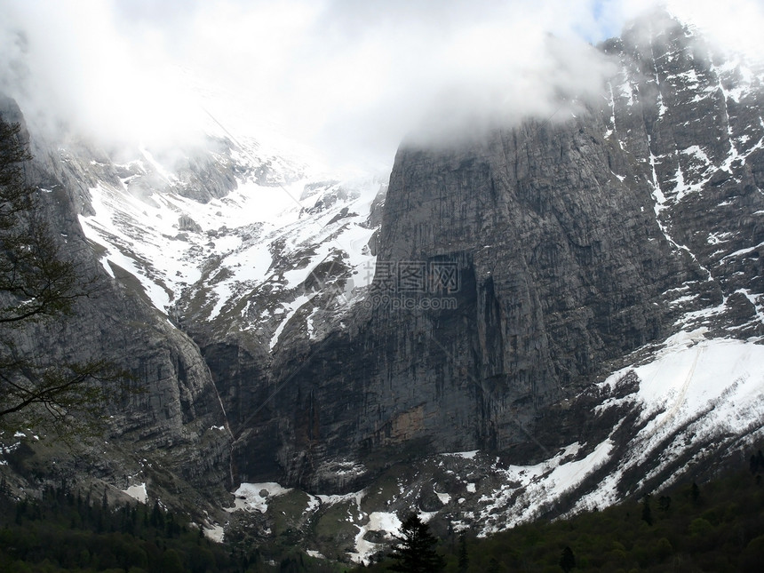 岩石登山植物群山丘旅行全景山脉山峰风景斜坡天空图片