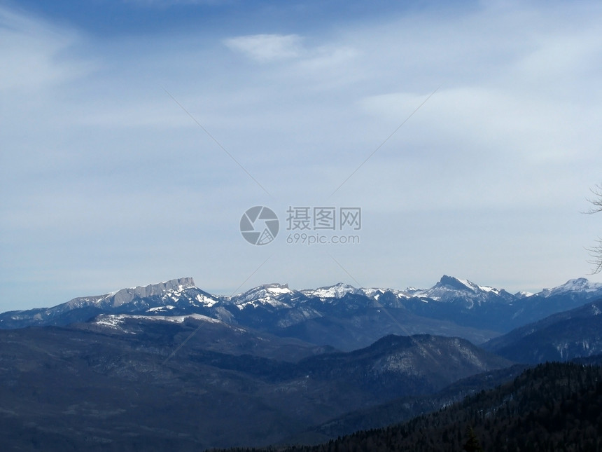 高山山脉冰川解脱全景旅行岩石文件背景白色植物群山丘图片