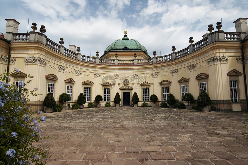布切洛维茨城堡旅行建筑学旅游天际地标纪念碑风格遗产历史性图片