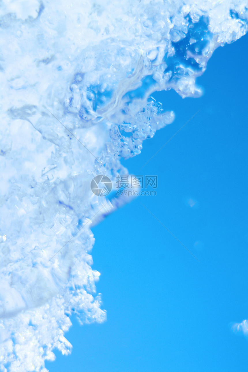 冷冻水滴霜纹蓝色天空白色冻结图片