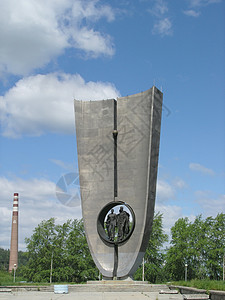 新华尔斯克市的标志遗产天空电化学历史纪念碑象征记忆城市青菜背景图片