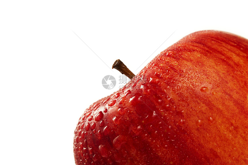 红色湿苹果特写图片