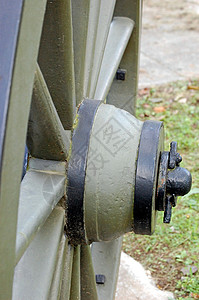 古董轮黑色绿色车轮橄榄绿锭子主轴轮子背景图片