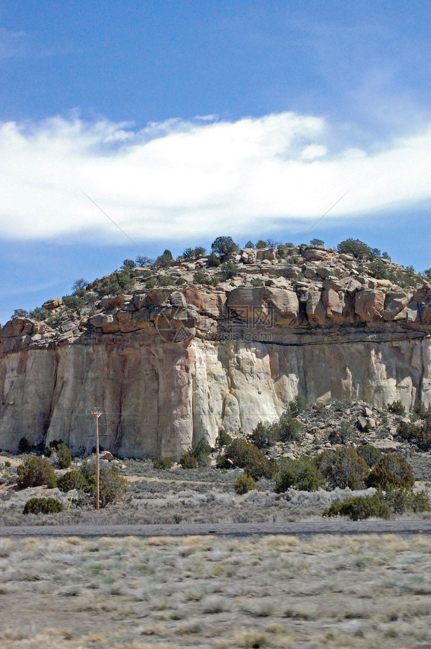 新墨西哥山丘陵天空蓝色山脉棕褐色沙漠纳米图片