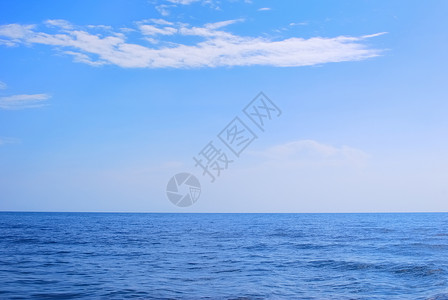 蓝海海滩场景大海天空蓝色海洋旅行成色高清图片