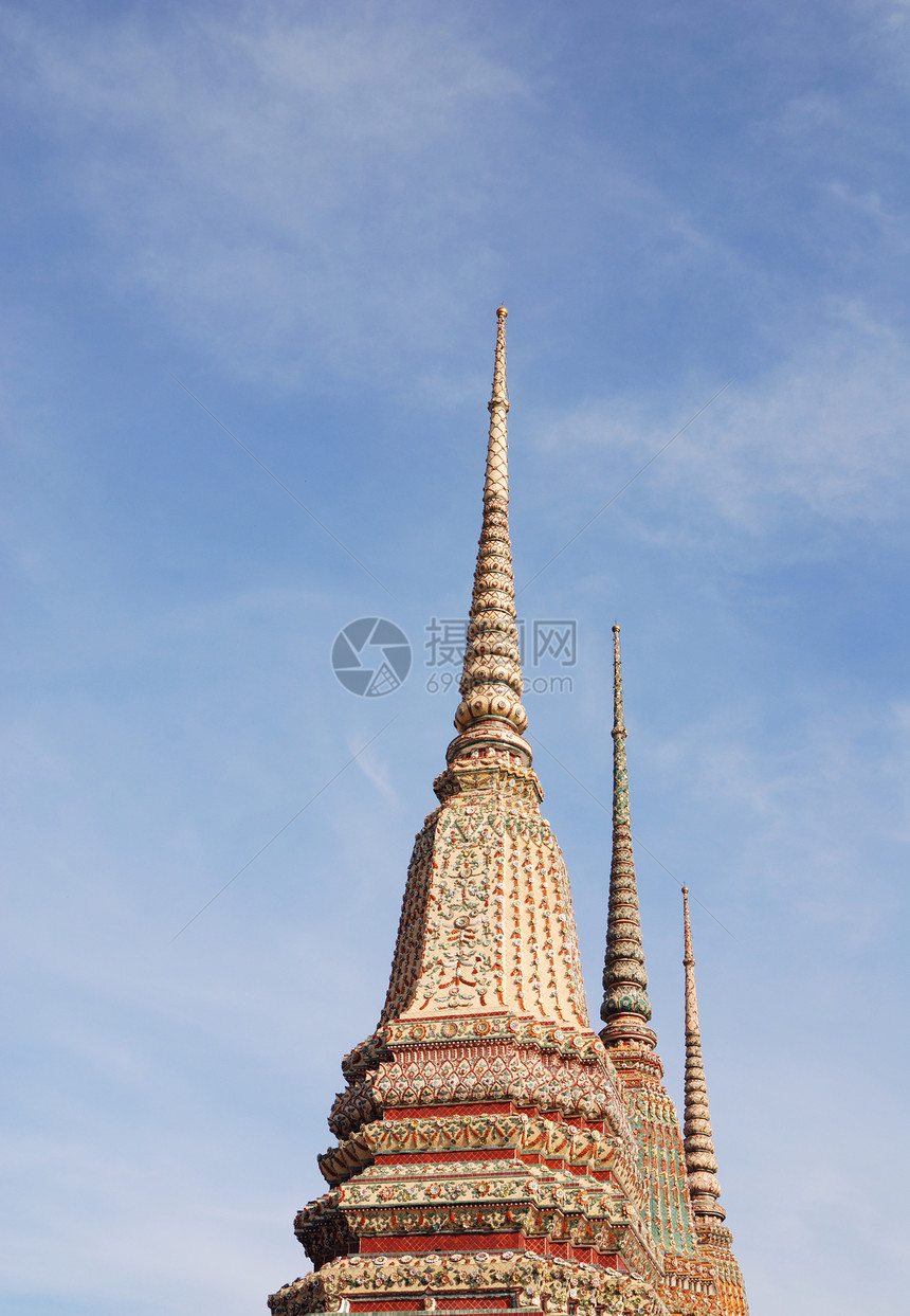 佛教的寺院教化尖顶崇拜教堂寺庙佛寺拉刀宗教尖塔佛教徒建筑图片