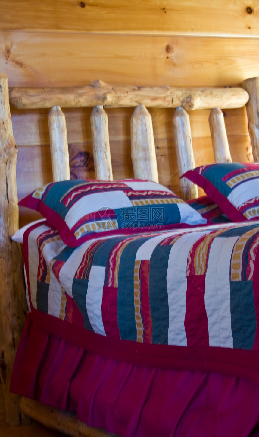卧室枕头设计师家庭木头奢华家具房间房子摆设小地毯图片