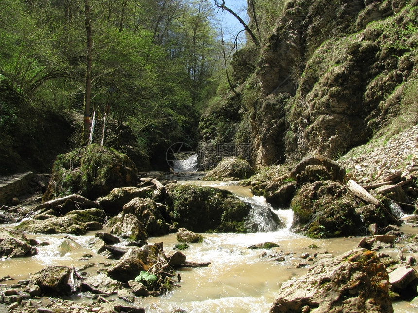瀑布水分游览岩石解脱自然保护区石头山脉背景对象旅行图片