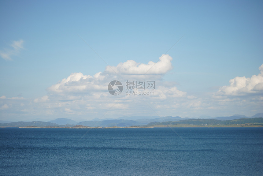 黑山海岸天空峡湾海洋天气图片