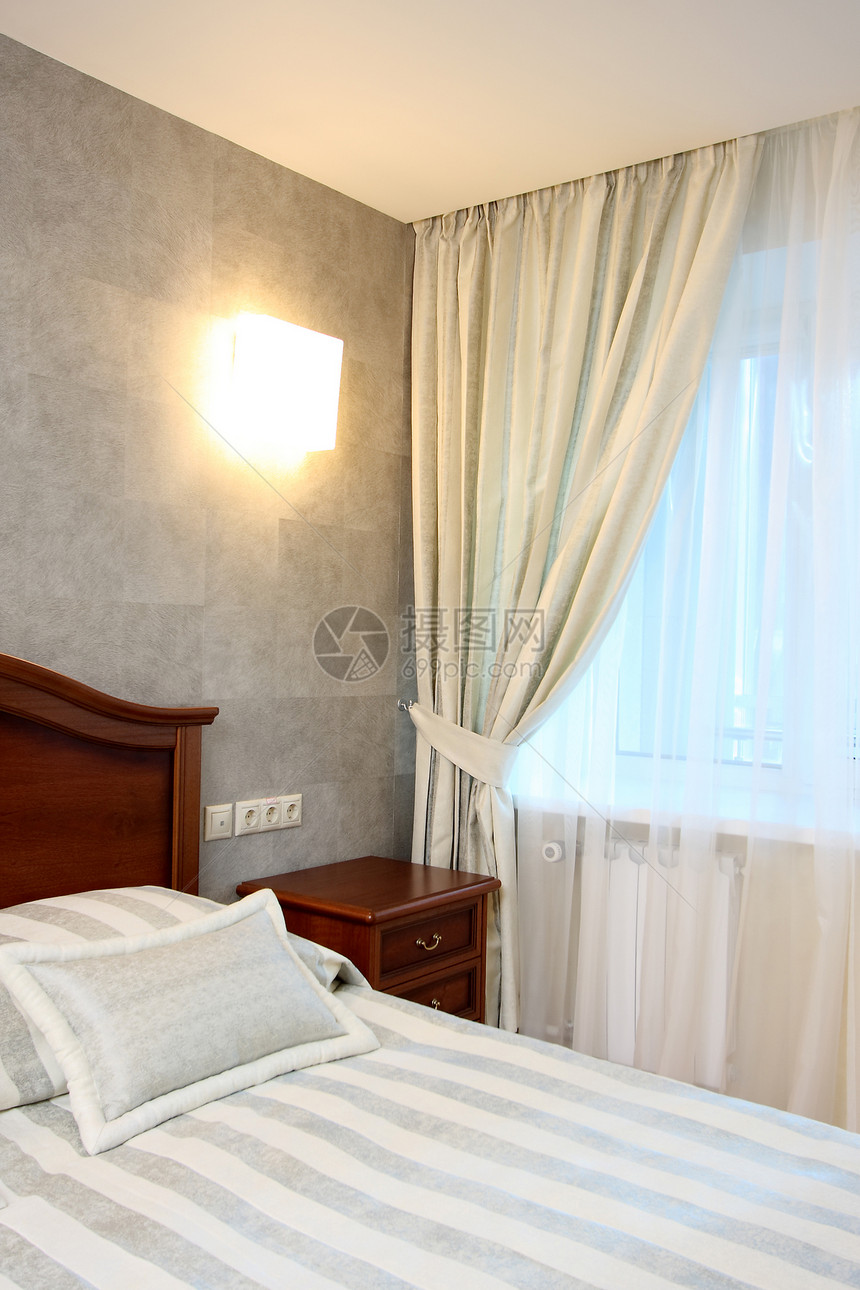 旅馆卧室床垫床头板家具被子毯子财富床单奢华装潢家园图片