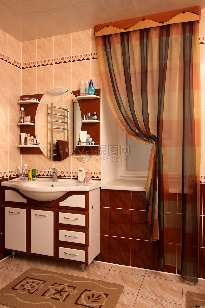 洗浴室喷涂风格液体洗手间龙头优雅玻璃淋浴卫生浴缸图片