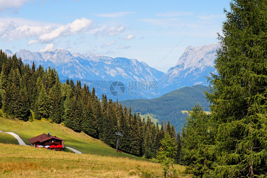 奥地利山高高山地风景松树树木山脉丘陵冰川蓝色森林岩石顶峰石头图片