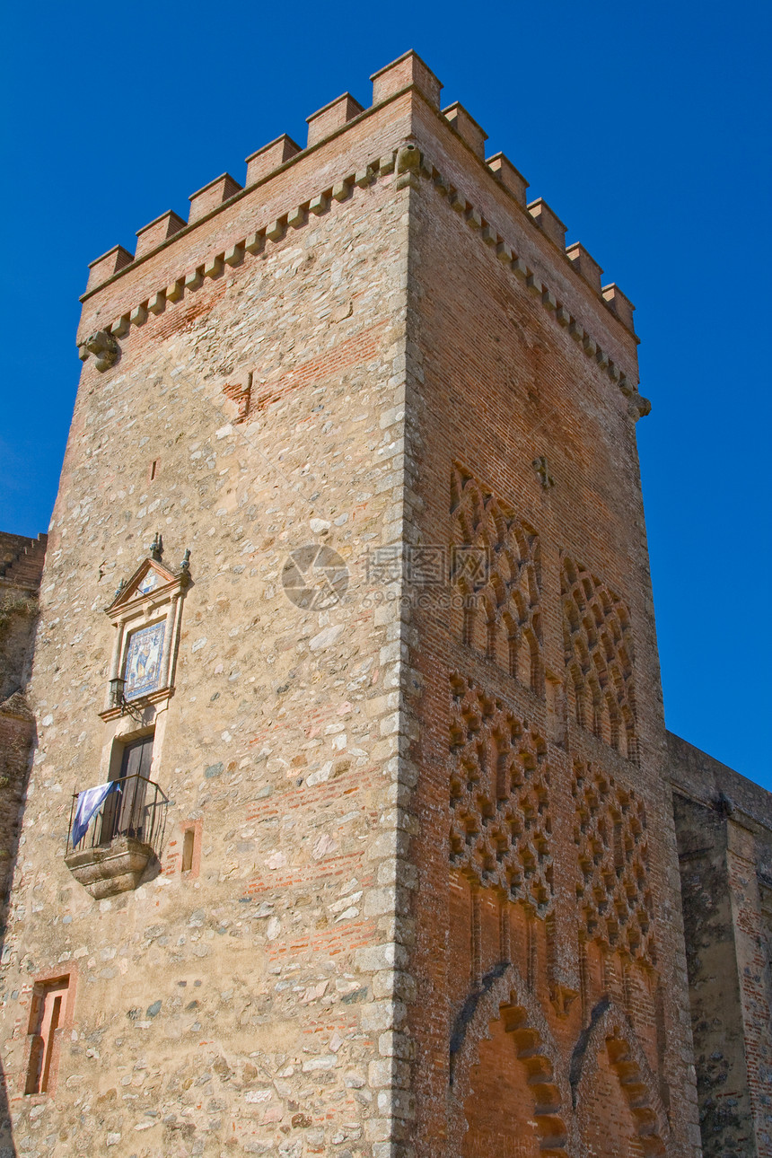 城堡  阿勒塞纳堡垒石头岩石围墙避难所顶峰图片