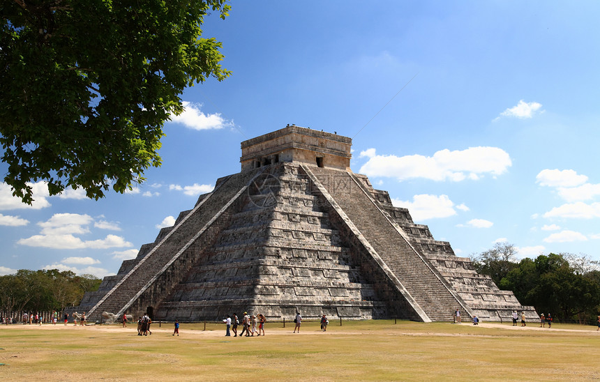 墨西哥的锡琴 Itza庙寺庙游客脚步文化建筑学石头访问吸引力上帝宗教金字塔图片