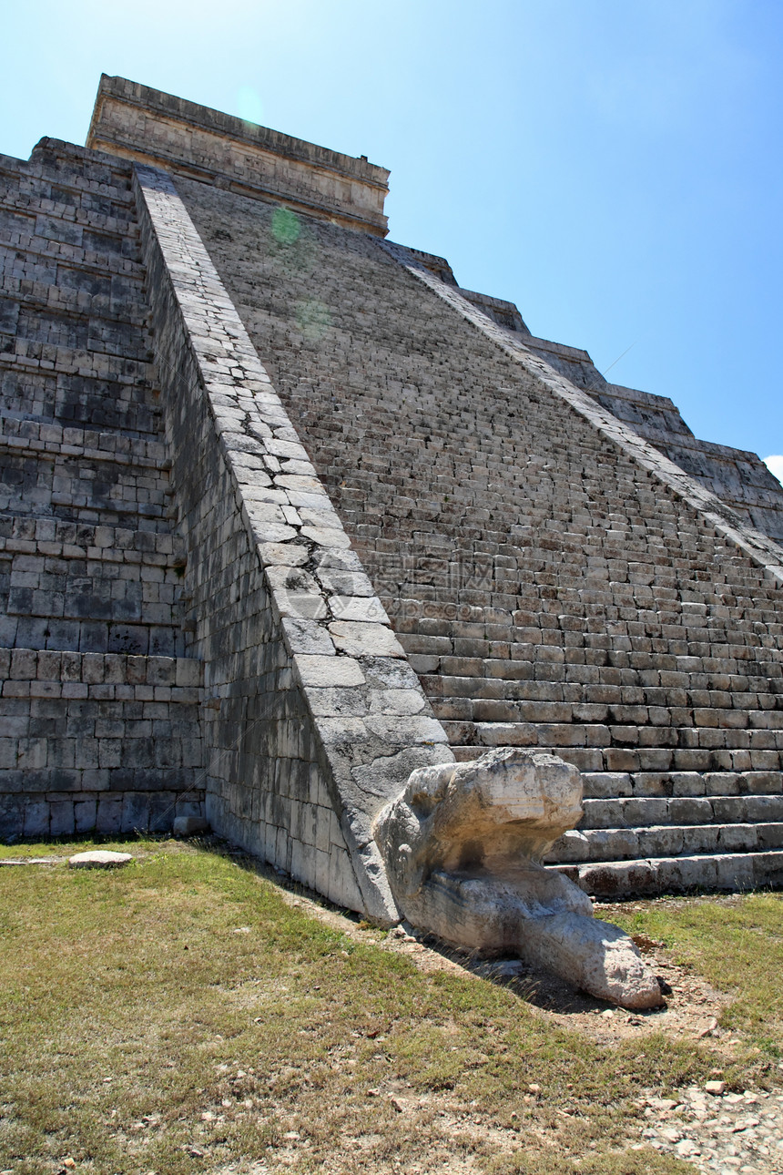 墨西哥的锡琴 Itza庙寺庙旅行访问楼梯建筑学天空文化地标金字塔世界考古学图片