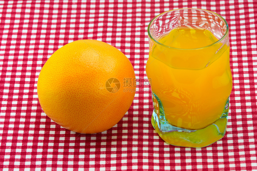 橙汁和果子图片