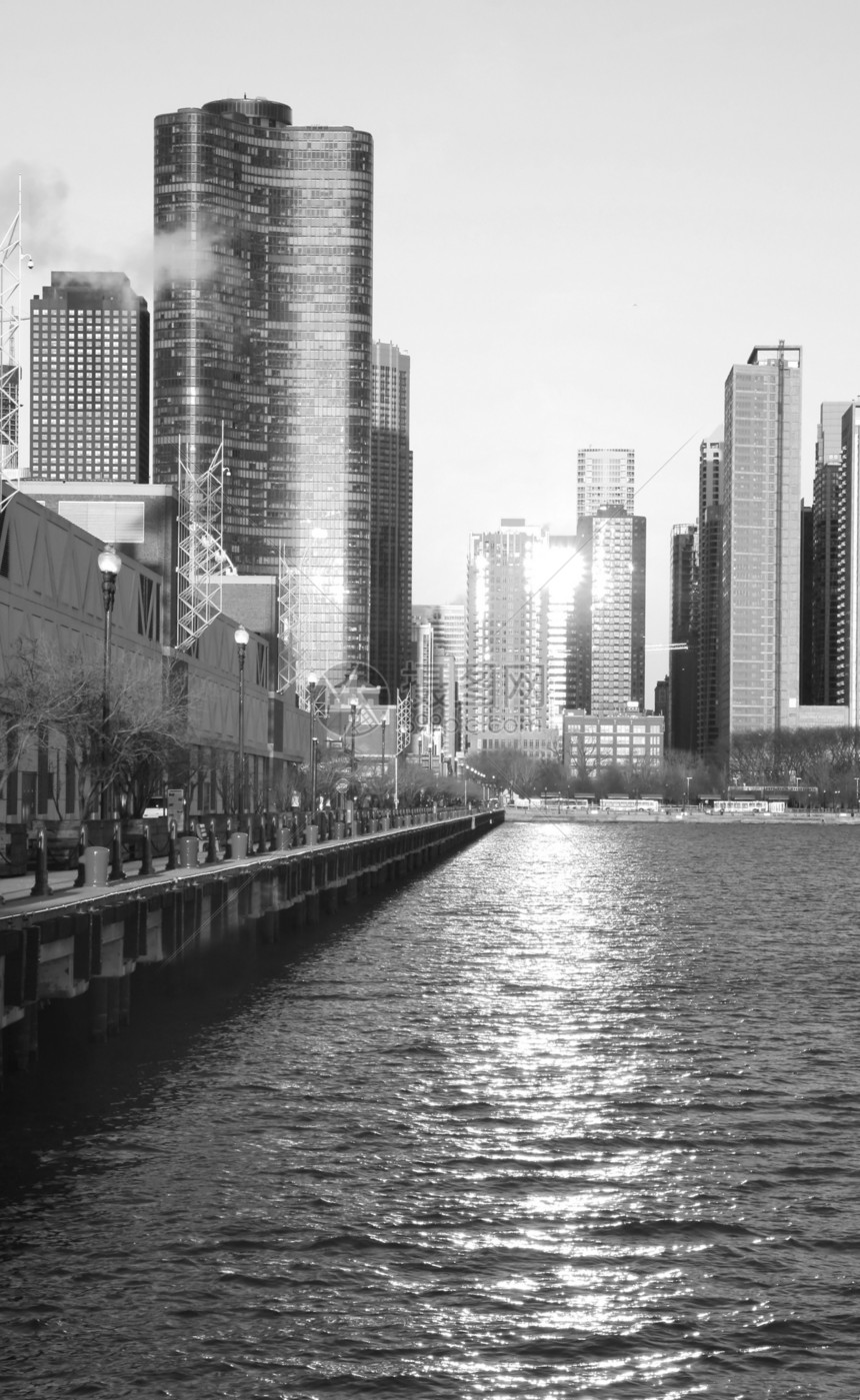 芝加哥天际反射办公室旅游城市阳光高楼海军蓝色场景建筑学图片
