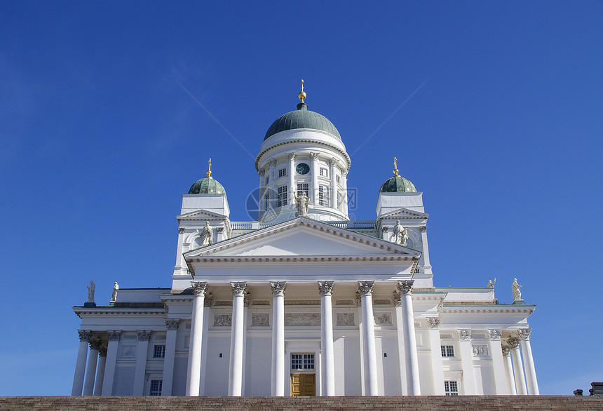 芬兰 赫尔辛基大教堂游客城市圆顶文化雕像柱廊历史性晴天天空大教堂图片