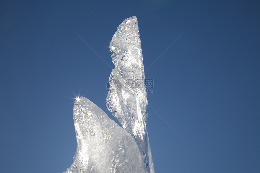 冰雕塑白色水晶冻结场景天空火花气候美丽蓝色季节图片
