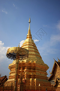 塔伊兰的Doisuthep寺庙Chaingmai文化地标历史旅行天空蓝色背景图片