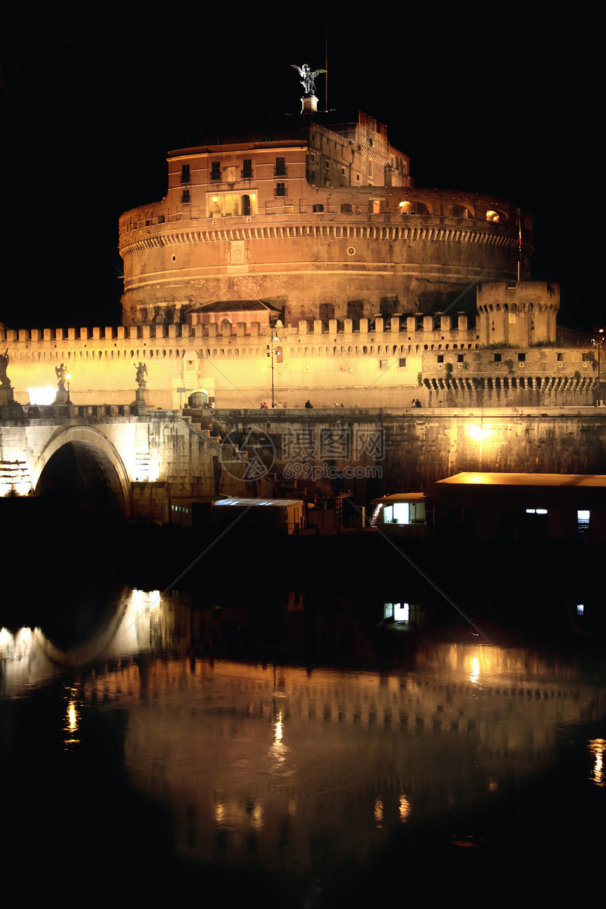 意大利罗马Castel SantAngelo之夜地标旅行历史建筑墙纸景观艺术全景吸引力建筑学图片