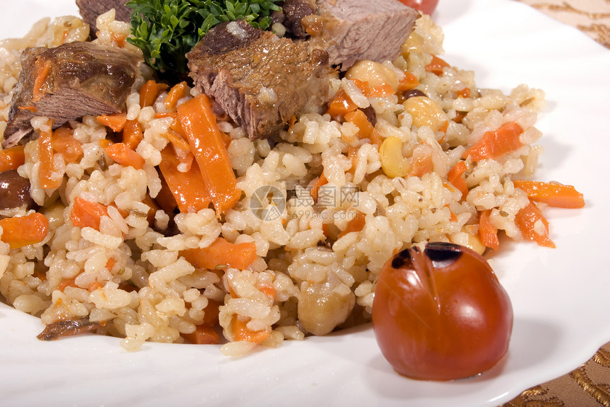 带肉的比拉法羊肉享受抓饭烹饪餐厅菜单美食营养蔬菜晚餐图片