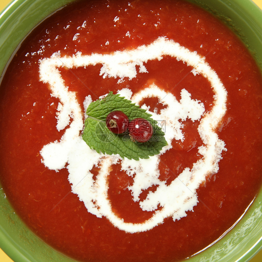 番茄汤 配有面包和红酒蔬菜盘子饮食营养服务起动机健康菜单奶油美食图片