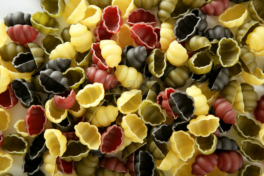 意大利面条 蛤壳形状烹饪厨房活力生产味道营养午餐化合物饮食食物图片
